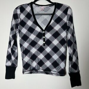 Victoria’s Secret Top Long Sleeve Henley Argyle Preppy Coquette Cute Cozy Flanel